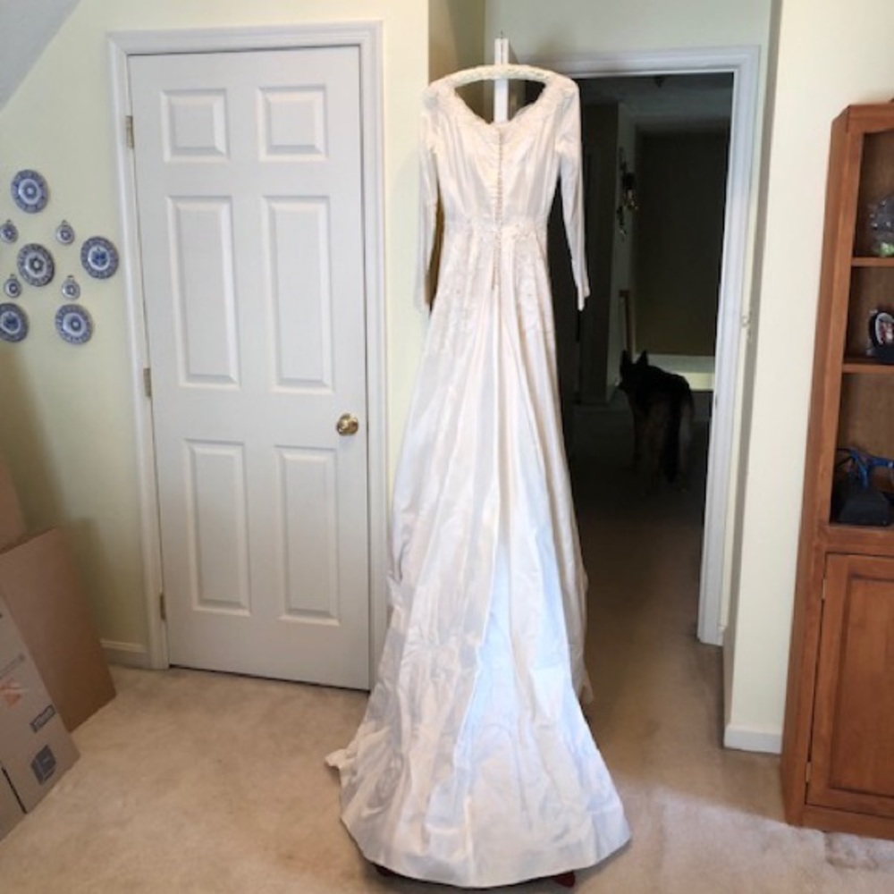 Vintage 1955 Priscilla of Boston wedding dress - Picture 3 of 9